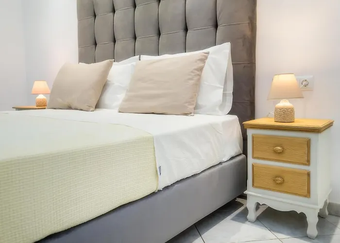 Suzanna アパート ポトス