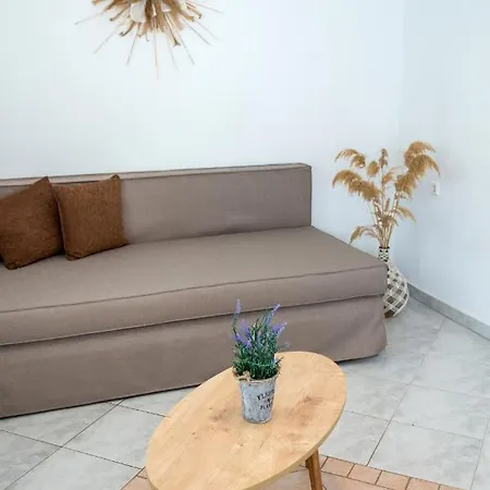 Appartement Suzanna Potos